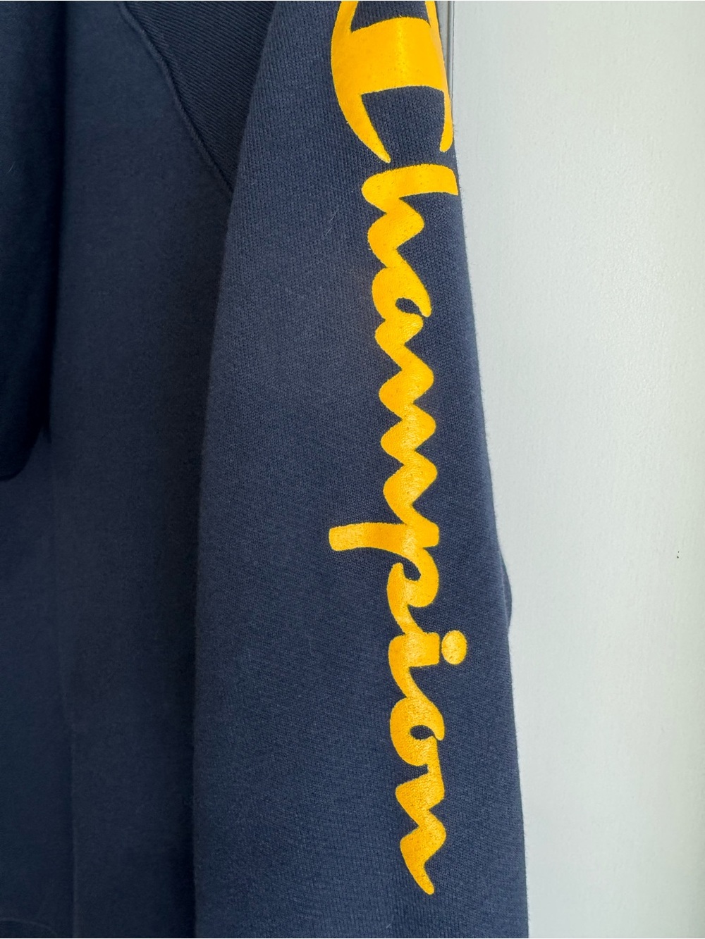 NWT Champion Nashville Predators NHL Guitar Pick Logo Hoodie Women’s L - Picture 3 of 7